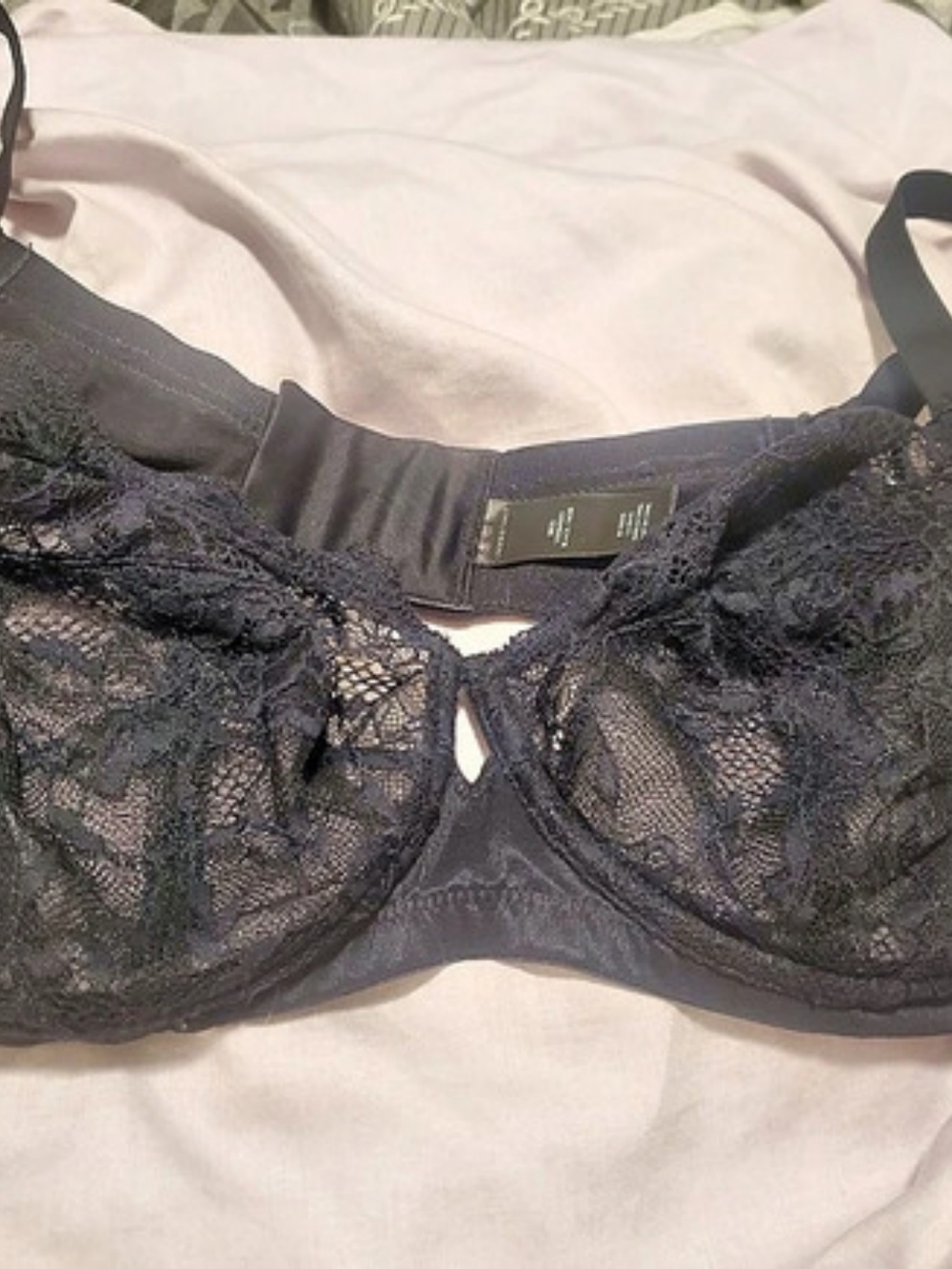 Understance Black Lace Bra Size 38DD